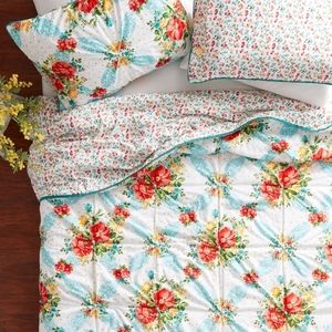 Pioneer Woman Vintage Floral 3-Piece King  Quilt